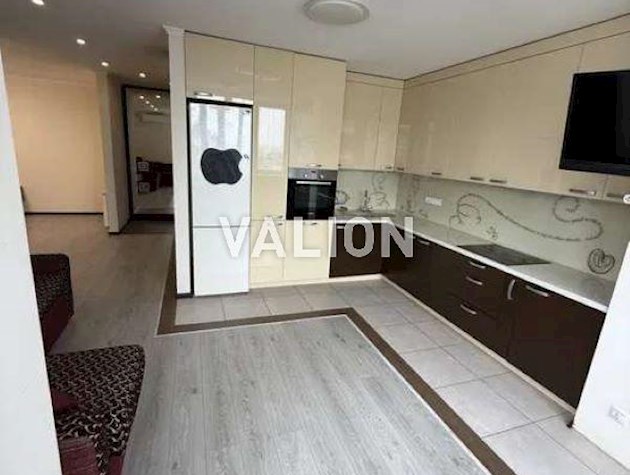 Продажа 3-к квартиры ул. Пчёлки 8