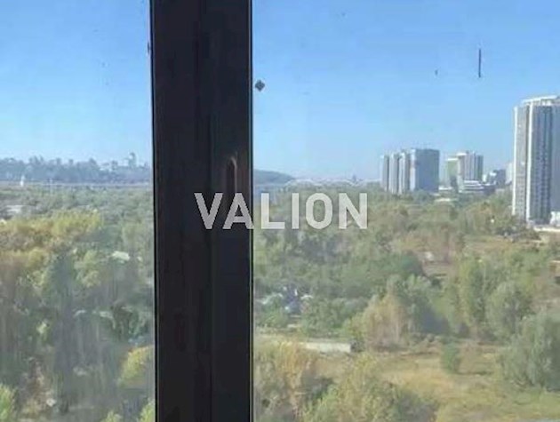 Продаж 1-к квартири Дніпровська Набережна 20б