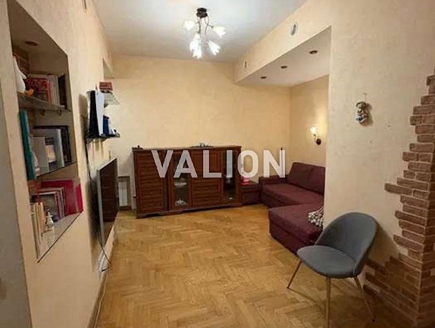 Продажа 4-комнатной квартиры ул. Метростроевская 10/11