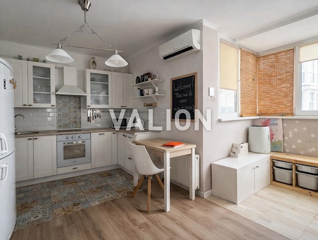 Продаж 1-к квартири вул. Юрія Шумського 3 г