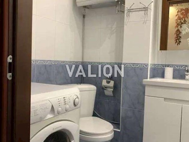 Продажа 2-к квартиры улица Мрии 18б