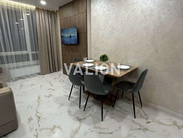 Продаж 1-к квартири вул. Змієнка Всеволода 30. Метро Нивки.