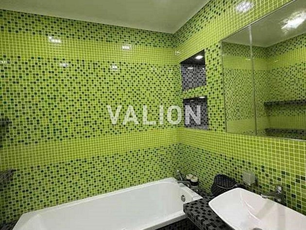 Продажа 5-к квартиры ул. Драгоманова 2