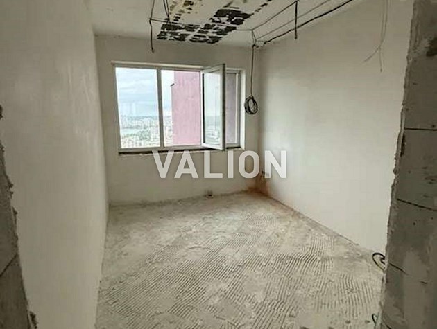 Продаж 3-к квартири Харківське шосе 182