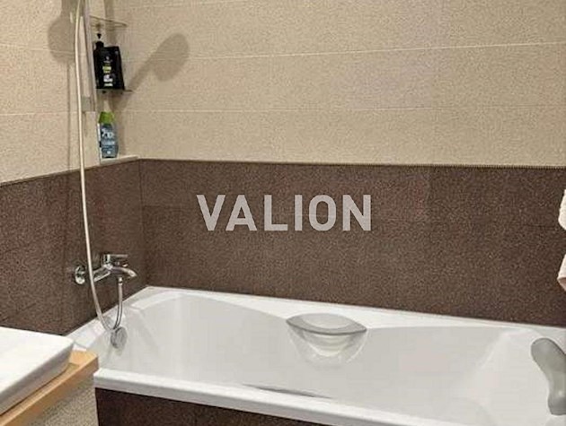 Продаж 1-к квартири вул. Олевська 5