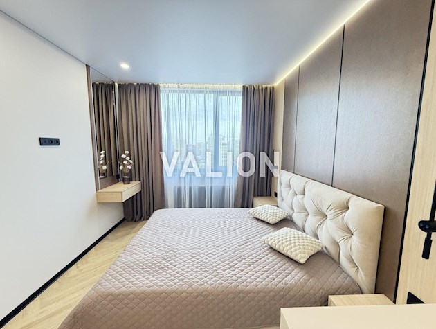 Продажа 1-комнатной квартиры в ЖК «Варшавский-2», ул. Семьи Кристеров, 16