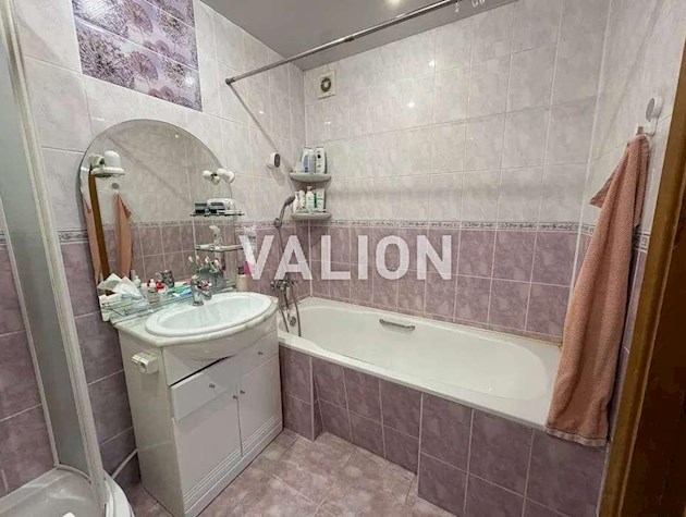 Продажа 2-к квартиры ул. Драгоманова 8