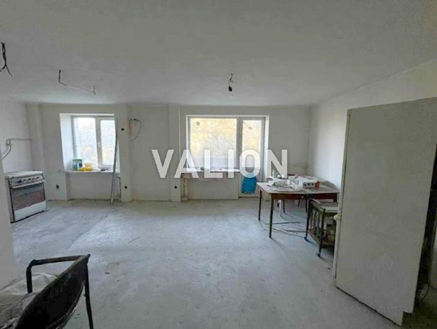 Продажа 3-к квартиры Соломенский район, ул. Вацлава Гавела, 5г