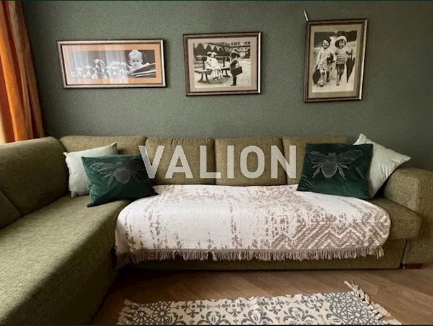 Продам 3-комнатную квартиру на ул. Просвещения 14а