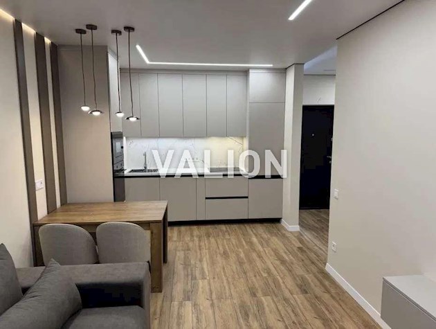 Продажа 1-к квартиры ул. Семьи Кристеров 14б