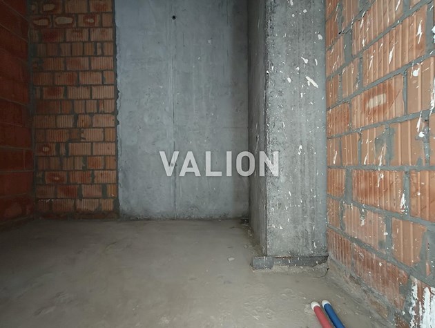 Продається 2-кімнатна квартира 70.2 кв. м на вул. Гліба Бабіча (Канальна), 8б. ЖК Причал 8