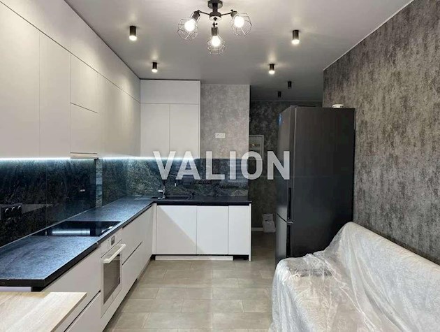 Продажа 1-к квартиры ЖК Медовый, Кадетский Гай 12.