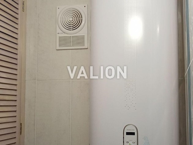 Продажа 2 комн квартиры возле станции метро Печерская, бул. Леси Украинки 28а.