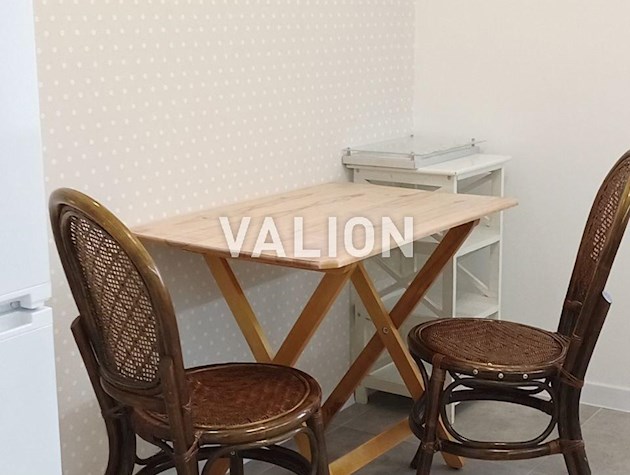 Продажа 2 комн квартиры возле станции метро Печерская, бул. Леси Украинки 28а.