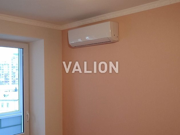 Продажа 2 комн квартиры возле станции метро Печерская, бул. Леси Украинки 28а.