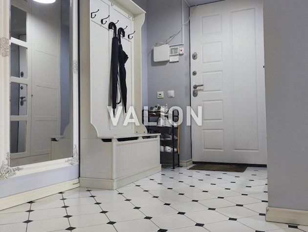 Продам 3 комнатную квартиру в ЖК Династия Василия Липковского 37в