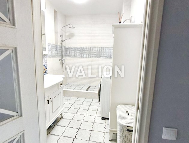 Продам 3 комнатную квартиру в ЖК Династия Василия Липковского 37в