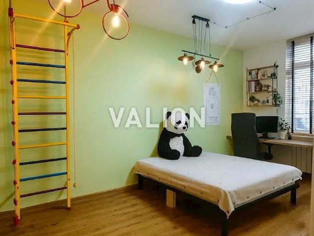 Продам 3 комнатную квартиру в ЖК Династия Василия Липковского 37в