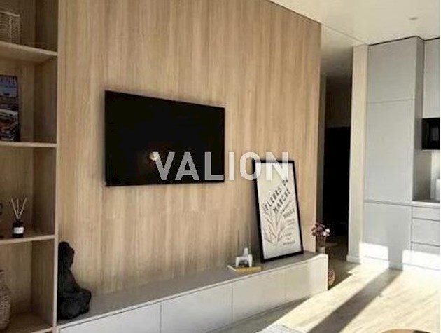 Продам 1-кімнатну квартиру з ремонтом в ЖК Greenville Park