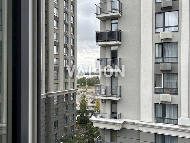 Продажа 2-комнатной квартиры в ЖК Метро Парк, Каменськая 123