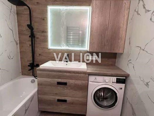 Продажа 2-к квартиры ул. Коноплянская 22