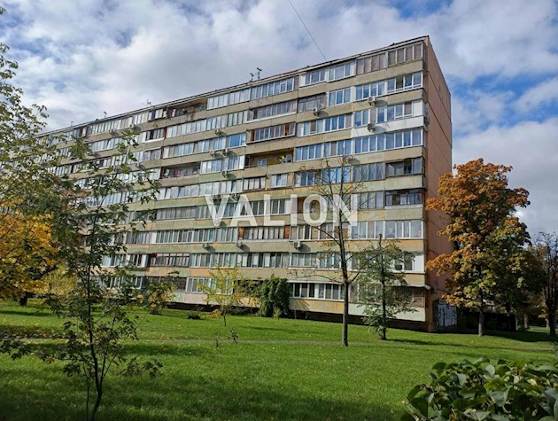 Продажа 3-комнатной квартиры на Русановке ул.Энтузиастов, 31