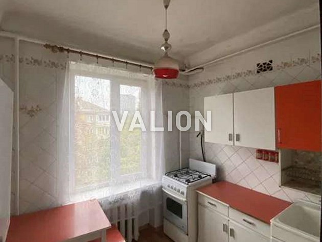 Продаж 2-к квартири вул. Ольжича 21