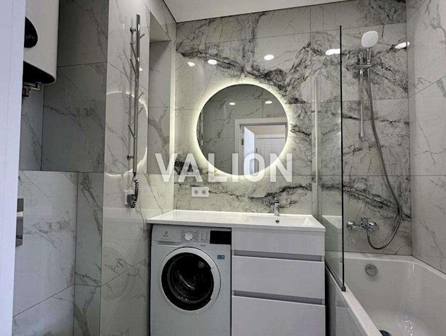 Продажа 1-комнатной квартиры по ул.Кустанайская, 13а в ЖК West House