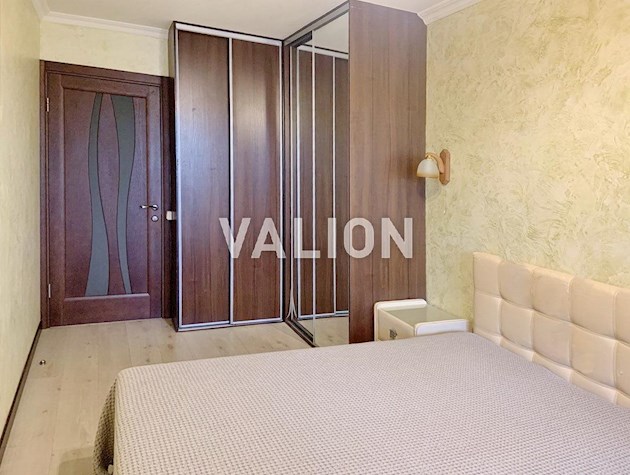 Продажа 3-комнатной квартиры Березняки пр-т Тычины 26 Днепровский район, без комиссии