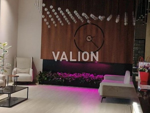 Продаж 3-к квартири вул. Академіка Заболотного 1а Голосіївський район, Правий бере