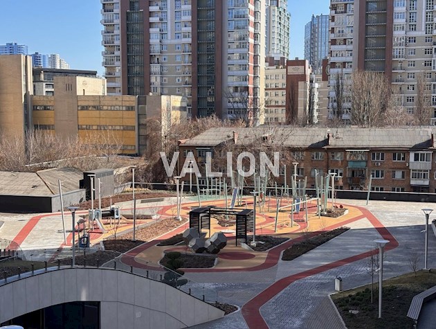 Продам 3-4 комн. квартиру ул. Василия Тютюнника, 39 ЖК TRIIINITY