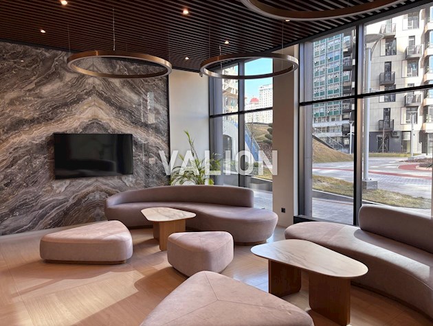 Продам 3-4 комн. квартиру ул. Василия Тютюнника, 39 ЖК TRIIINITY