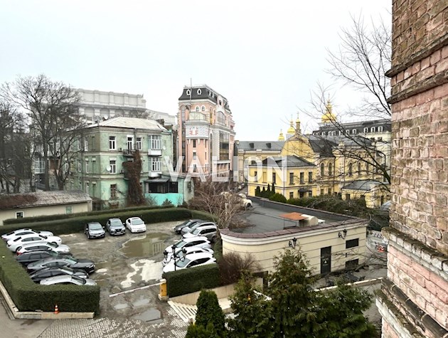 Продажа, без%: 2-комнатная квартира 53,2м2 в самом центре Киева, локация ТОП