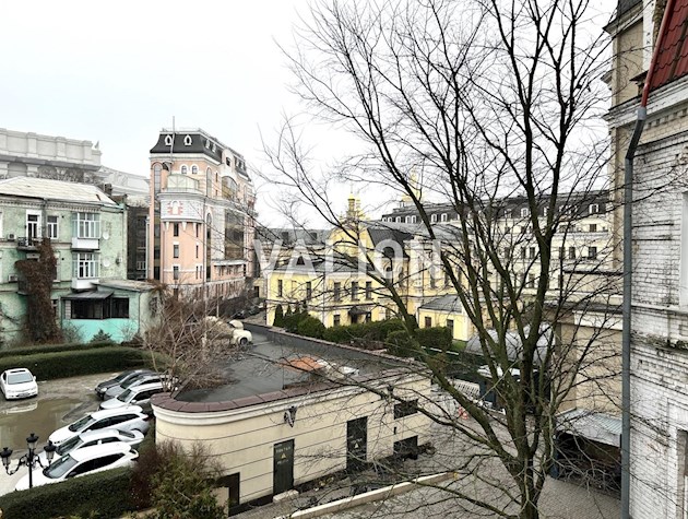 Продажа, без%: 2-комнатная квартира 53,2м2 в самом центре Киева, локация ТОП