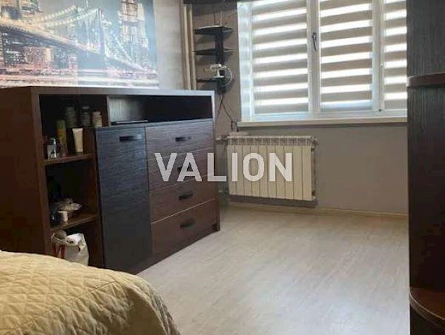 Продажа 3-к квартиры просп. Свободы 30