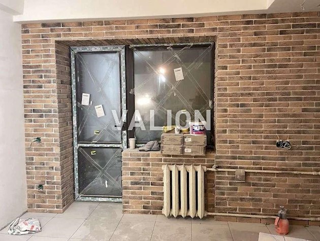 Продается 1-комнатная квартира-студия в центре Киева, по бульв. Леси Украинки, 9, Печерск