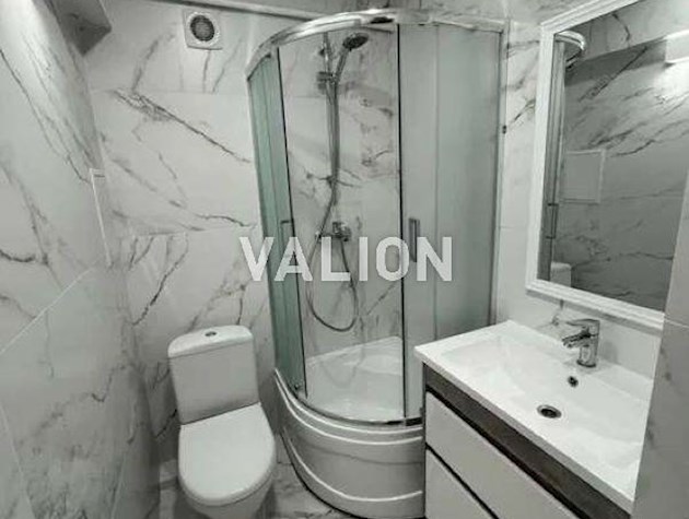 Продается 1 кім.квартира-студія пр-т. Берестейский, 7б