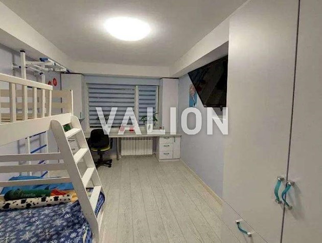 Продажа 2-к квартира Дарницкий бульвар 21