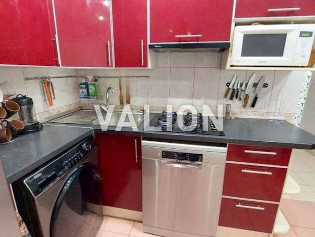 Продажа 2-к квартира Дарницкий бульвар 21