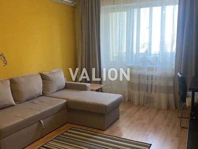 Продажа 2-комнатной квартиры просп. Королева, 12.