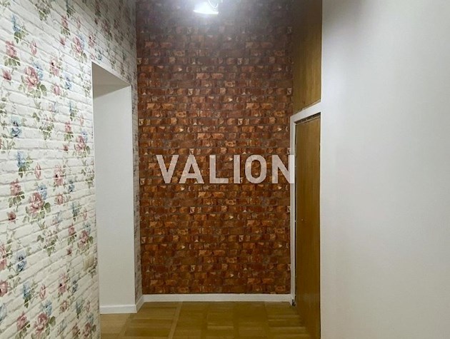 Продаж. Без комісії. 3-кім квартира в центрі Києва. пров. Михайлівський 17