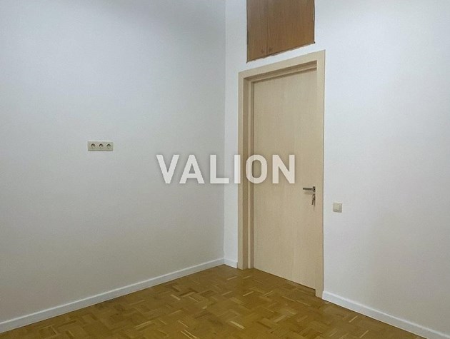 Продаж. Без комісії. 3-кім квартира в центрі Києва. пров. Михайлівський 17