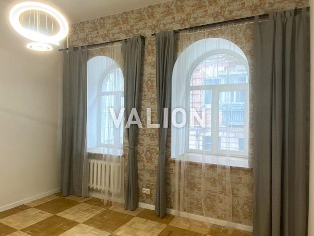 Продаж. Без комісії. 3-кім квартира в центрі Києва. пров. Михайлівський 17