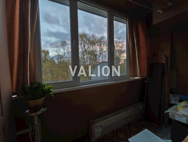 Продам трехкомнатную квартиру, Южная Борщаговка, проспект Академика Королева 8.