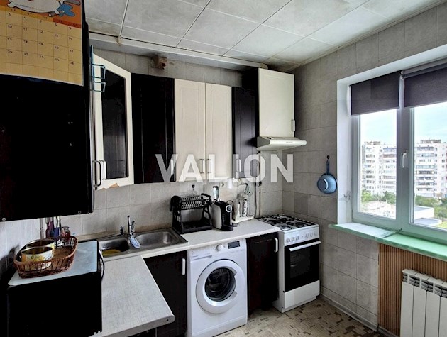 Продаж 3-кімнатної квартири на Троєщині, Милославська 23, Деснянський р-н