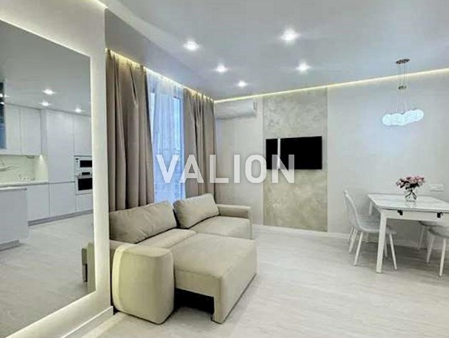 Продажа 1-к квартиры ул. Александра Олеся 10а