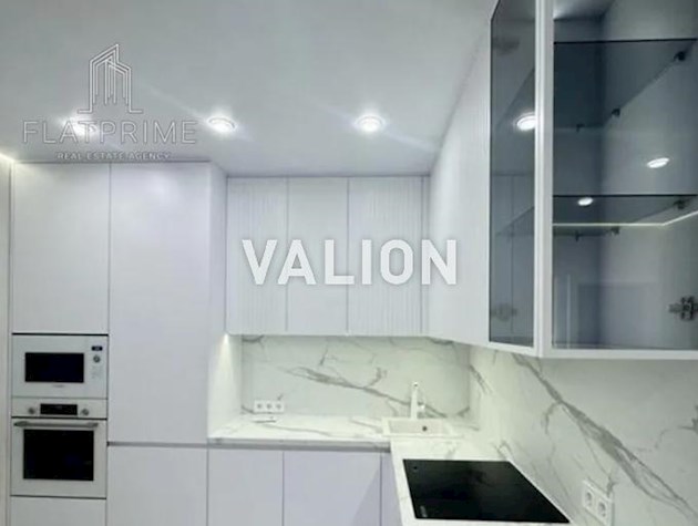 Продаж 1-к квартири вул. Олександра Олеся 10а