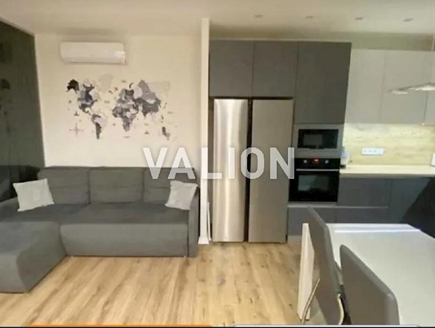 Продажа 2к квартиры ЖК Варшавский, просп. Европейского Союза 45-А