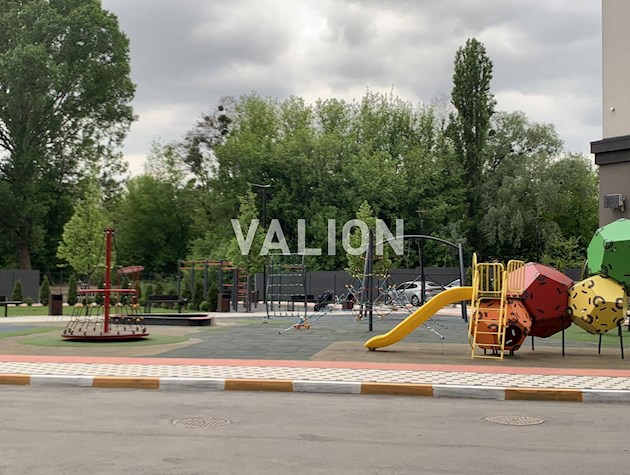 Продам 2 х комнатную квартиру ЖК Современный квартал Соломенский район