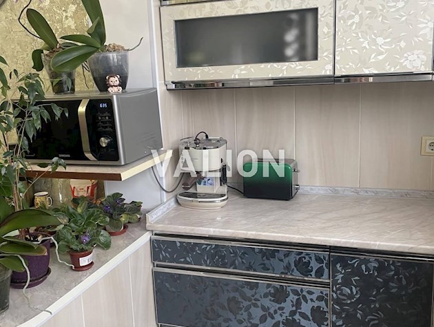 Продается 1к квартира 49 м2 вул. Закревского, 95